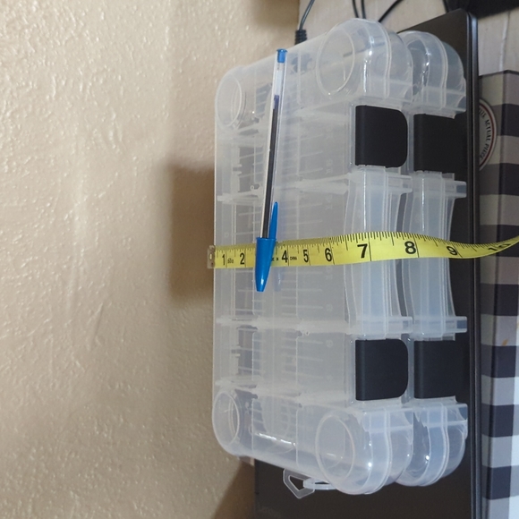 .. Storage containers - Picture 2 of 9